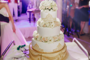 Verschiedene torten für hochzeiten