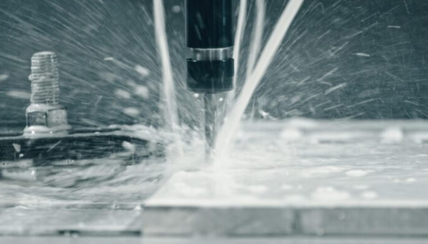 Verbrauchsmaterialien für Wasserstrahlschneiden